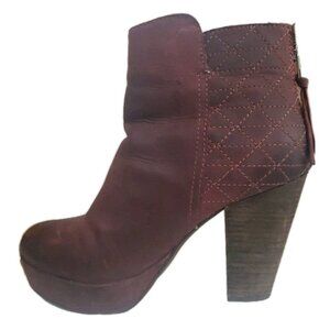 Steve Madden Boots Booties Ankle Roadrunna Platform 10 Burgundy Leather Quilted